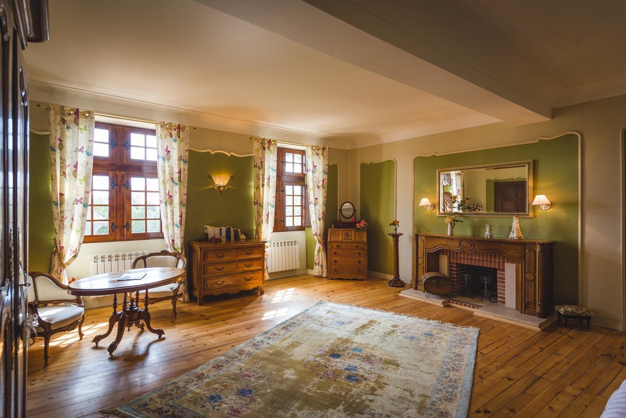 Le Manoir De La Baldette Bed and Breakfast Gennes-Val-de-Loire Buitenkant foto